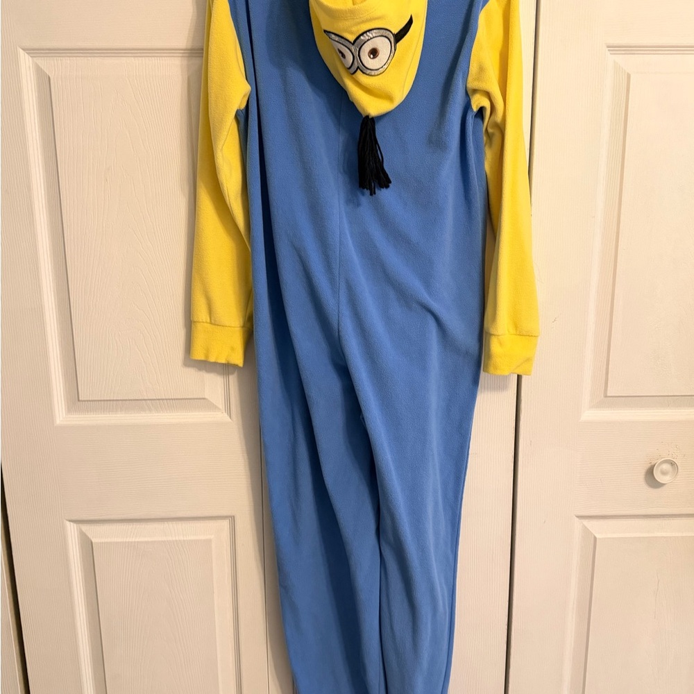 Adult minion Halloween costume - Picture 2 of 4